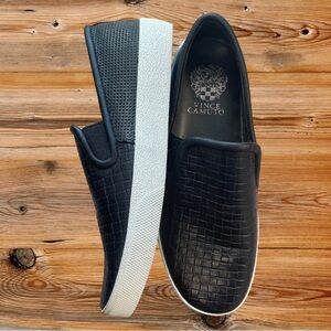 New Vince Camuto Black Pleather Slip-On Sneakers
